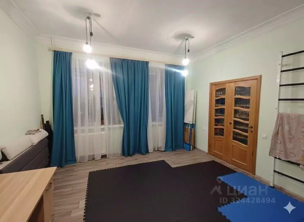 3-к кв. Свердловская область, Екатеринбург ул. Комсомольская, 33 (67.4 ... - Фото 1