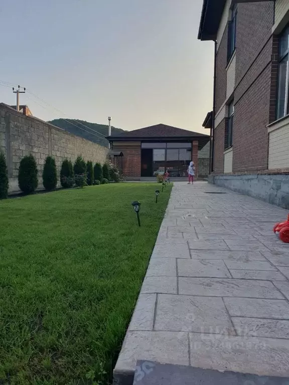 Дом в Северная Осетия, Владикавказ ул. Радужная (260 м) - Фото 2