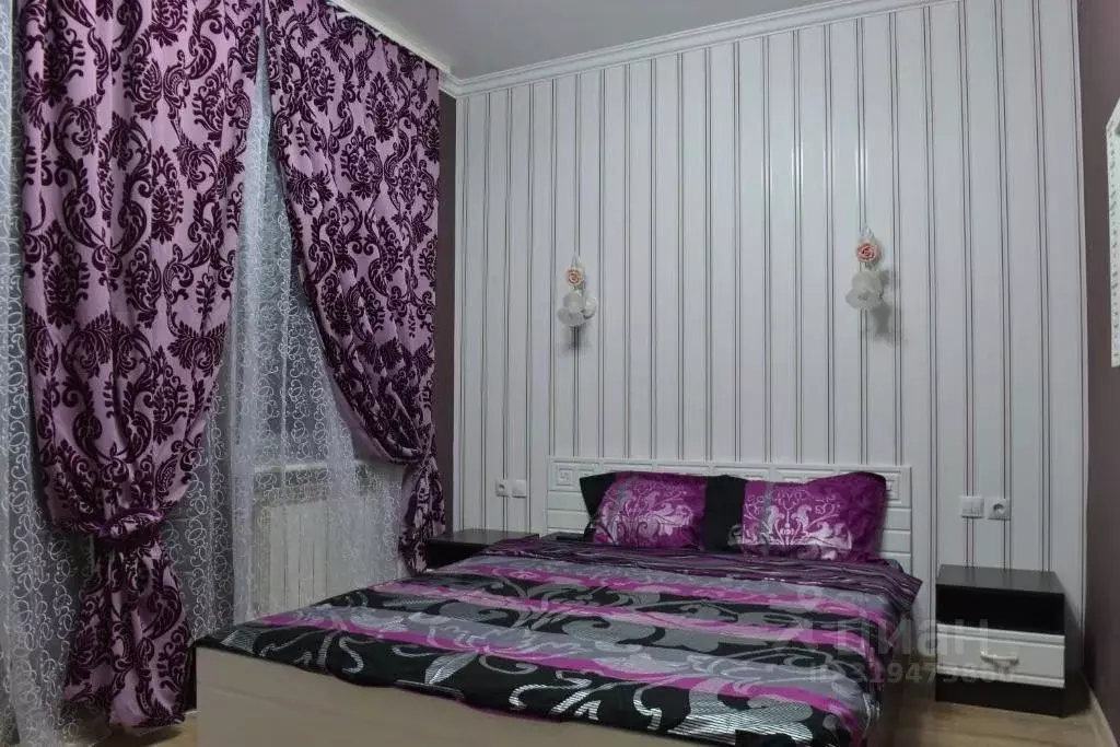 Комната Санкт-Петербург ул. Коммуны, 64 (35.0 м) - Фото 0