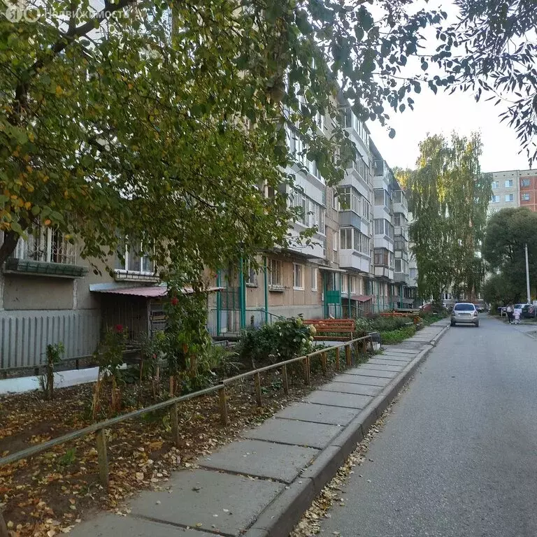 3-комнатная квартира: Димитровград, улица Победы, 16 (52 м) - Фото 1