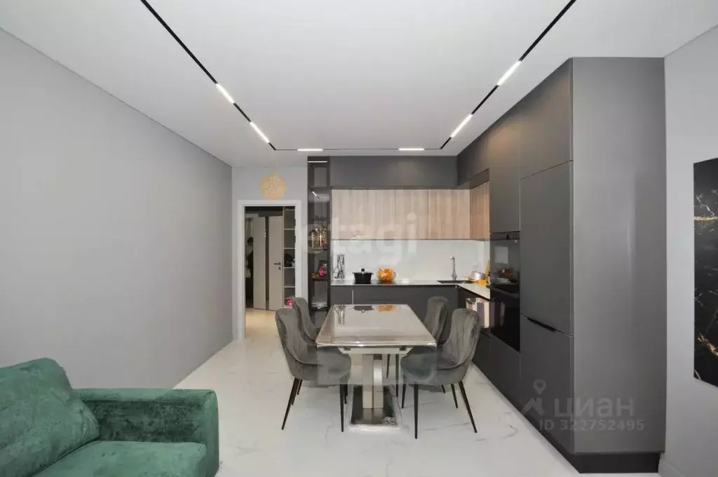 3-к кв. Сахалинская область, Южно-Сахалинск ул. Алексея Максимовича ... - Фото 2