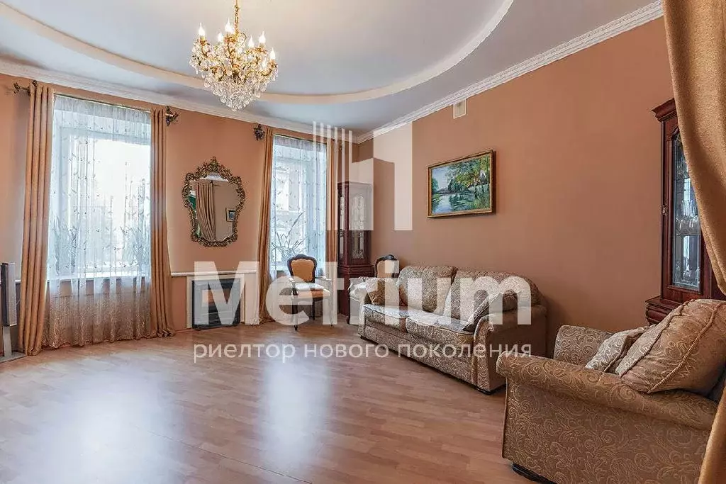 Продается 4-комнатная квартира - Фото 1