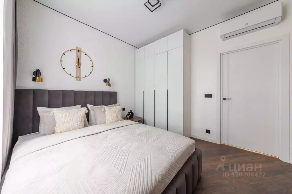 2-к кв. Санкт-Петербург Вознесенский просп., 29 (70.0 м) - Фото 1