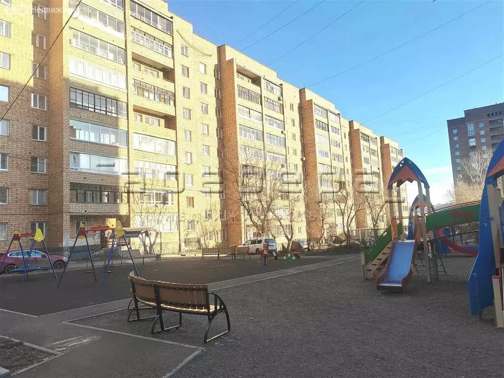 3-комнатная квартира: Красноярск, улица Первых Пионеров, 13 (62 м) - Фото 1