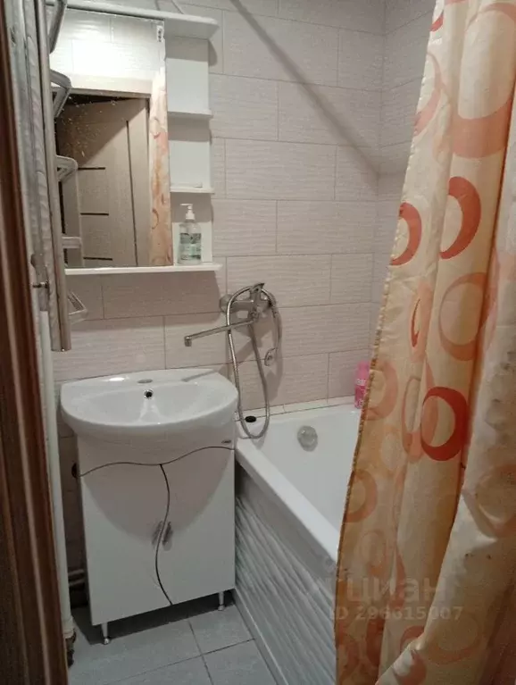 2-к кв. Новгородская область, Великий Новгород ул. Зелинского, 33 ... - Фото 1