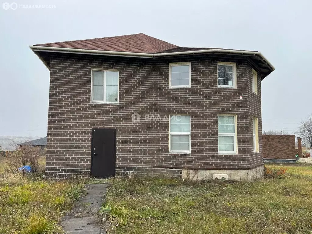 Дом в Беломестное, микрорайон Беломестное-37, Дорожная улица, 29 (180 ... - Фото 1