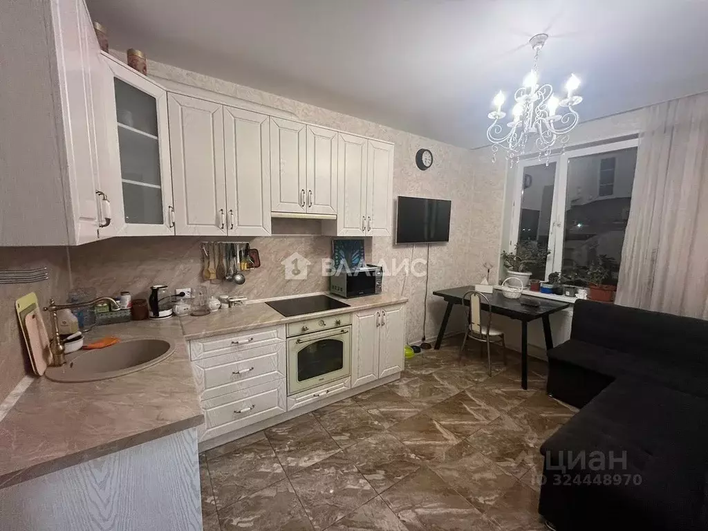 2-к кв. Санкт-Петербург ул. Маршала Казакова, 70к1 (56.1 м) - Фото 1