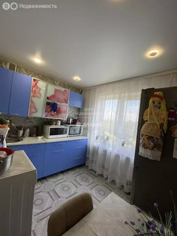 4-комнатная квартира: Арсеньев, улица Жуковского, 21 (65 м) - Фото 0