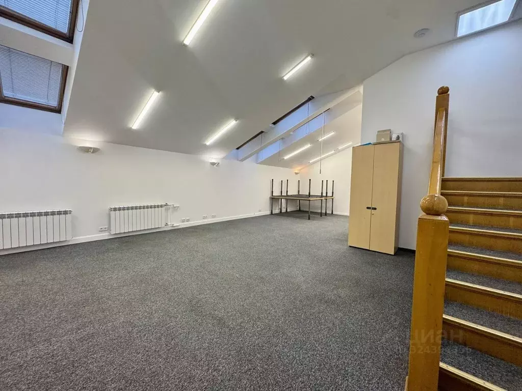 Офис в Санкт-Петербург Итальянская ул., 3 (150 м) - Фото 2