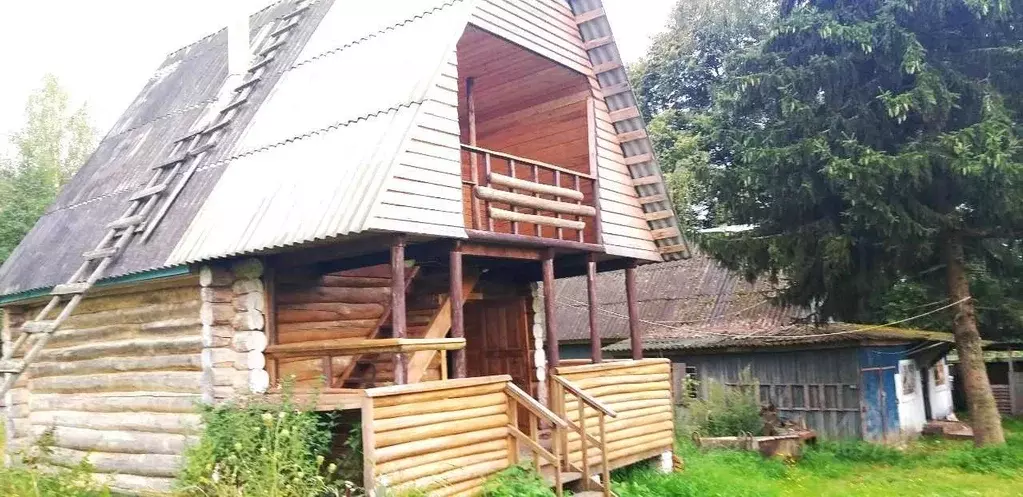 Дом в Брянская область, Жуковский муниципальный округ, д. Косилово  ... - Фото 0