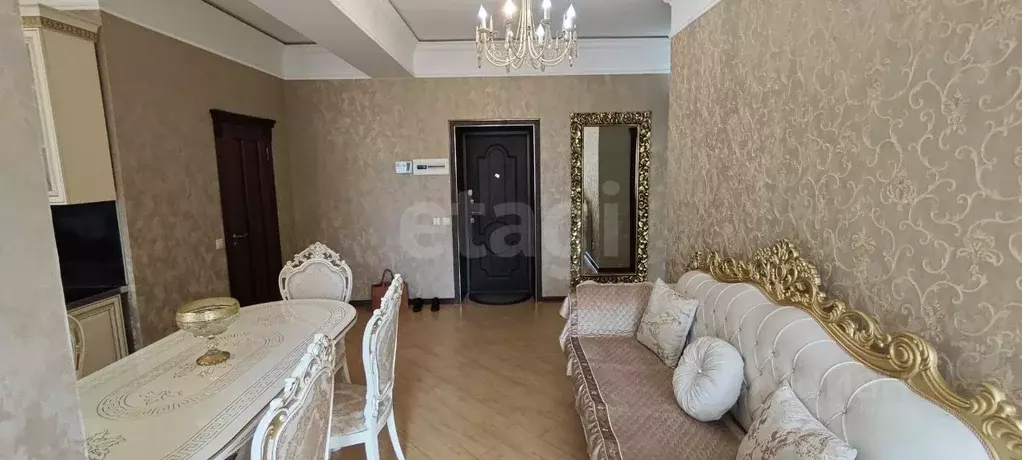3-к кв. Дагестан, Махачкала ул. Юсупова, 84к2 (80.0 м) - Фото 1