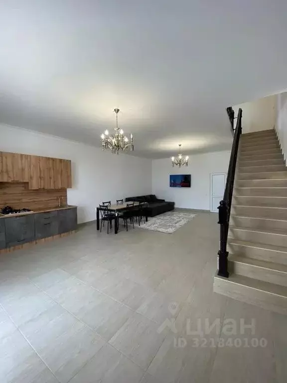 Дом в Дагестан, Избербаш пос. Рыбный, 52/1 (140 м) - Фото 1