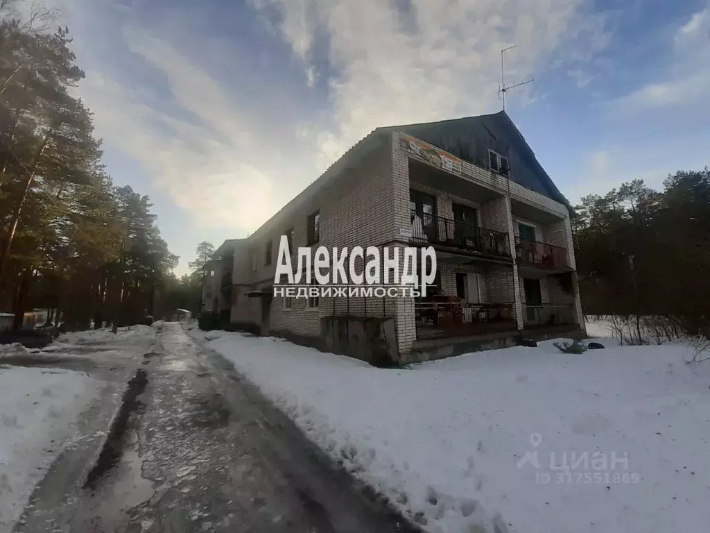 2-к кв. Ленинградская область, Приозерск Заозерная ул., 10 (44.1 м) - Фото 2