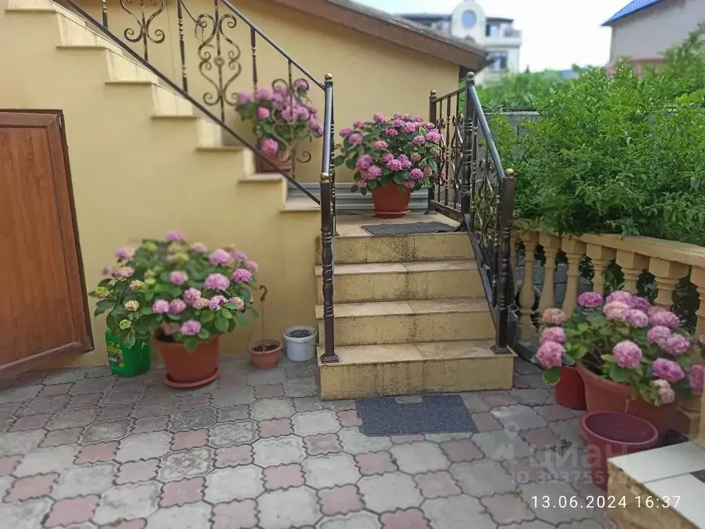 2-к кв. Дагестан, Махачкала ул. Батырмурзаева, 32 (50.0 м) - Фото 1
