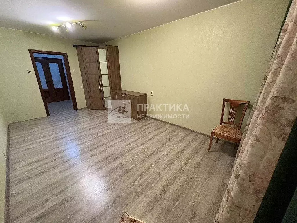 Продается 4-комнатная квартира - Фото 1