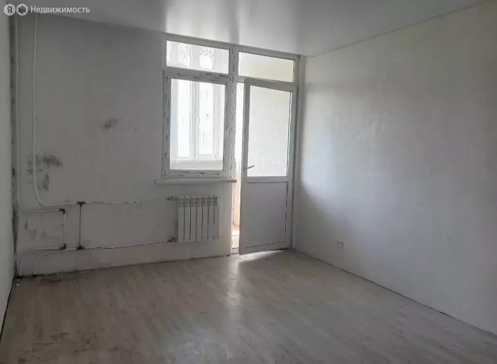 1-комнатная квартира: Оренбург, улица Геннадия Донковцева, 15 (36.5 м) - Фото 1
