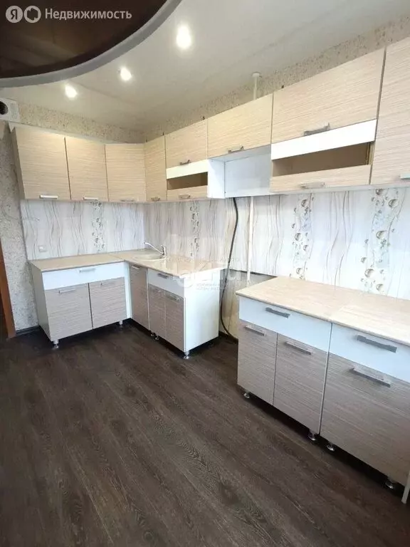 3-комнатная квартира: Нижний Новгород, улица Краснодонцев, 21к1 (61.7 ... - Фото 2