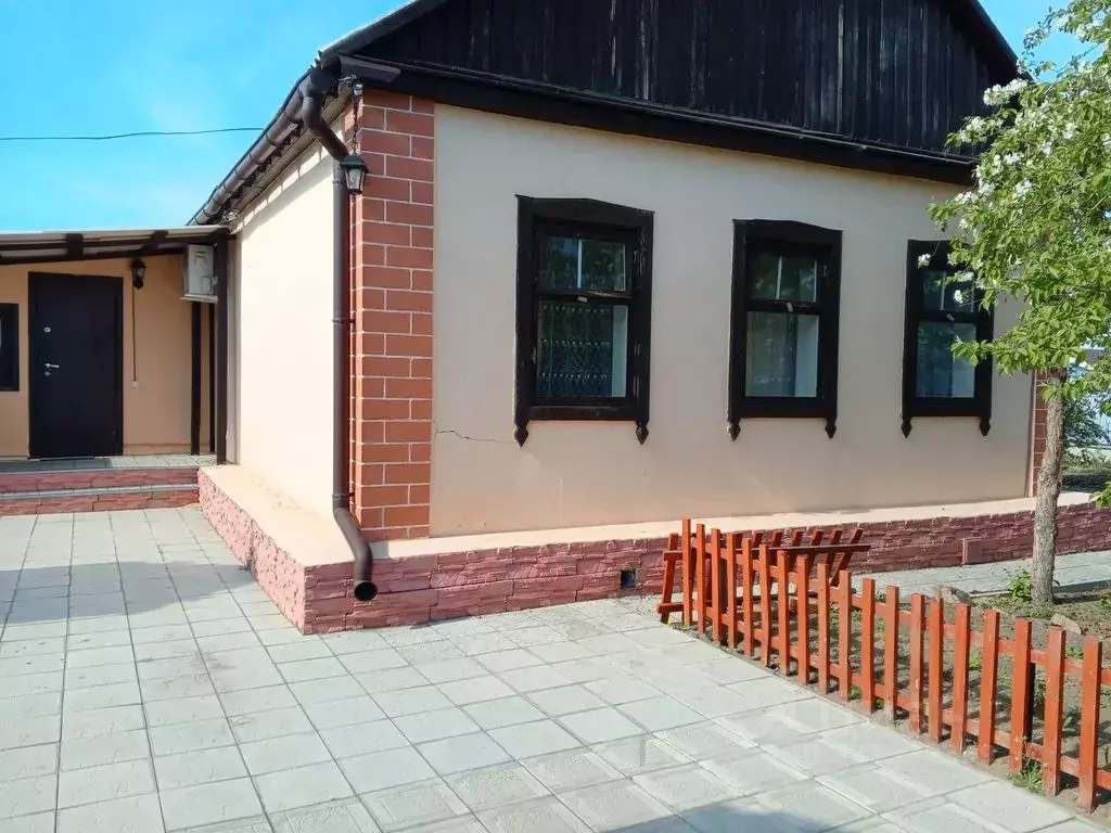 Дом в Алтайский край, Яровое Барнаульская ул., 18 (58 м) - Фото 1