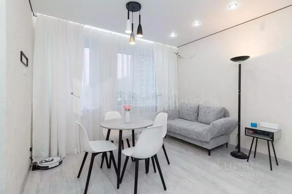 3-к кв. Тюменская область, Тюмень Комбинатская ул., 16к1 (58.9 м) - Фото 1