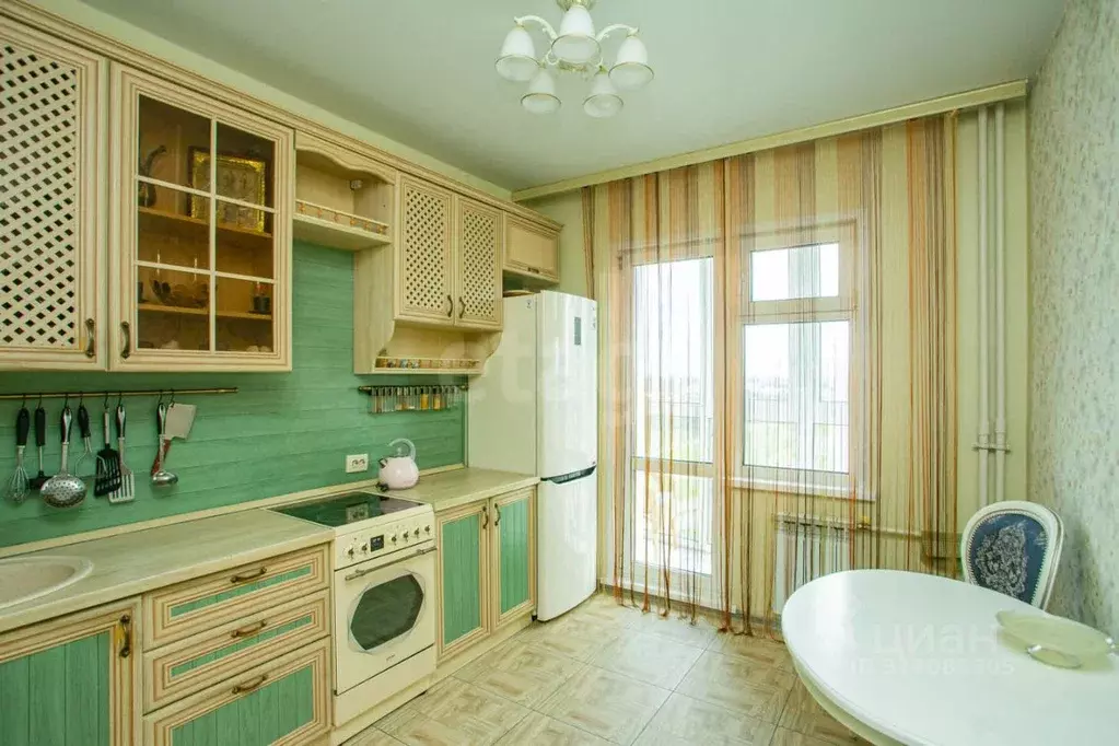 2-к кв. Кемеровская область, Кемерово бул. Строителей, 57/1 (57.7 м) - Фото 0