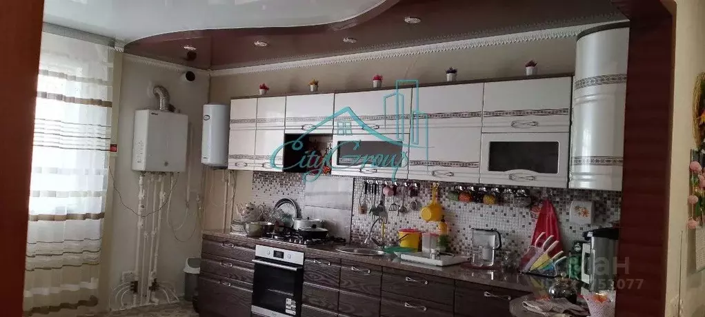 Дом в Оренбургская область, пос. Новоорск ул. Высоцкого, 15 (100 м) - Фото 0