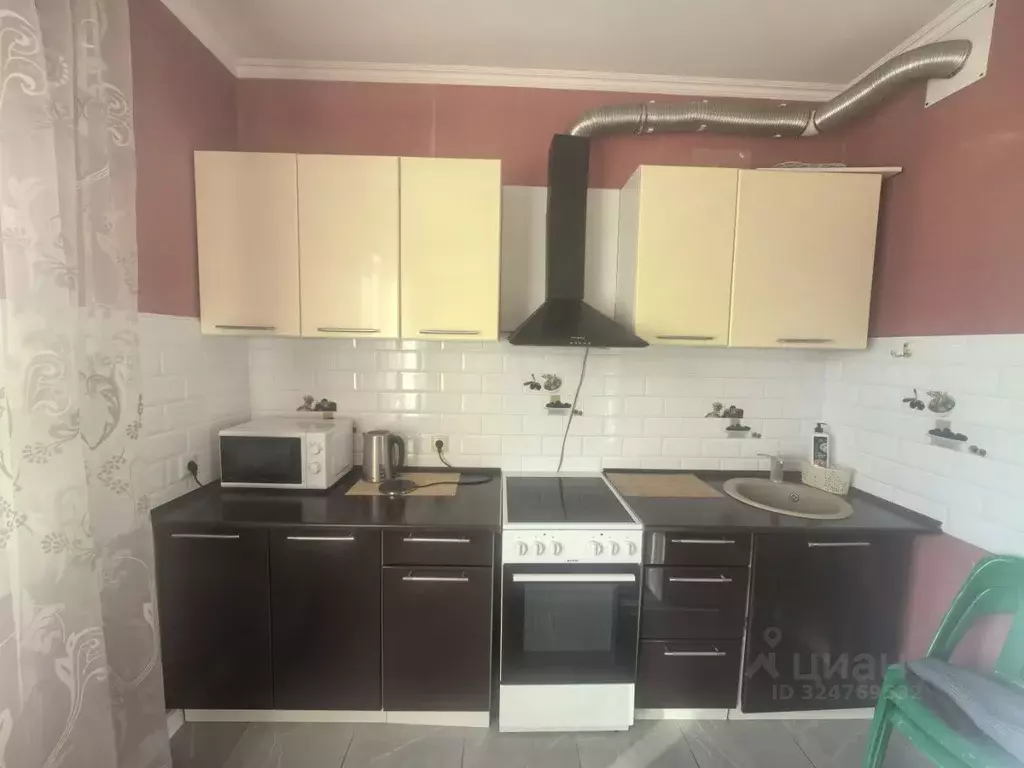 2-к кв. Краснодарский край, Новороссийск ул. Куникова, 20А (62.4 м) - Фото 1