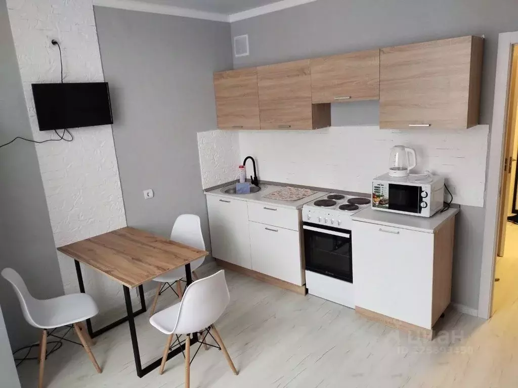 1-к кв. Белгородская область, Старый Оскол Космос мкр, 11 (40.0 м) - Фото 2