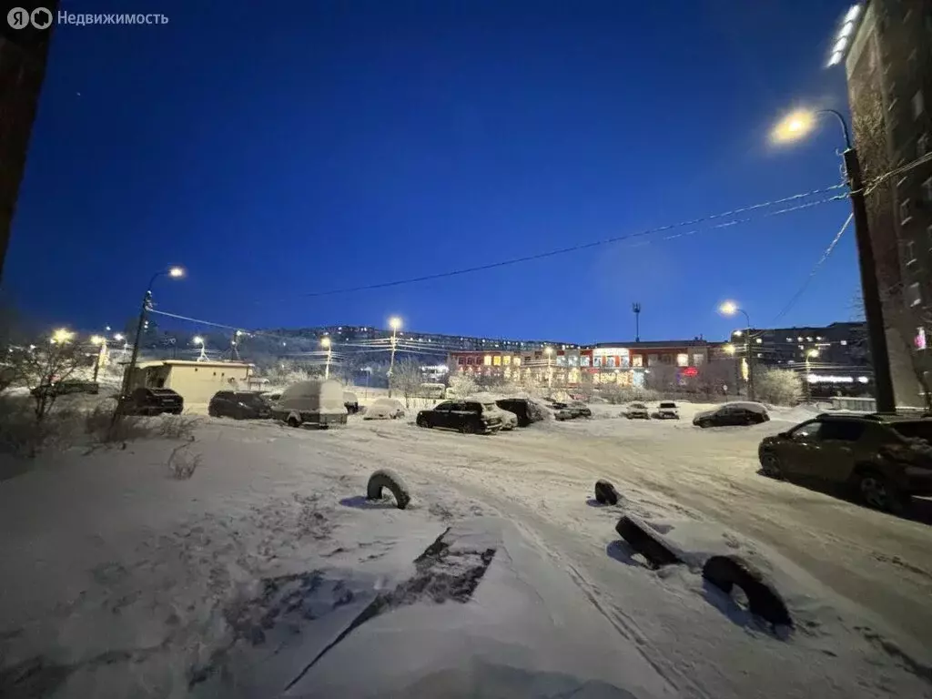 2-комнатная квартира: Мурманск, улица Саши Ковалёва, 20 (56.6 м) - Фото 2