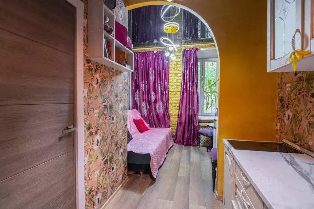 Комната Санкт-Петербург ул. Опочинина, 33 (14.0 м) - Фото 1