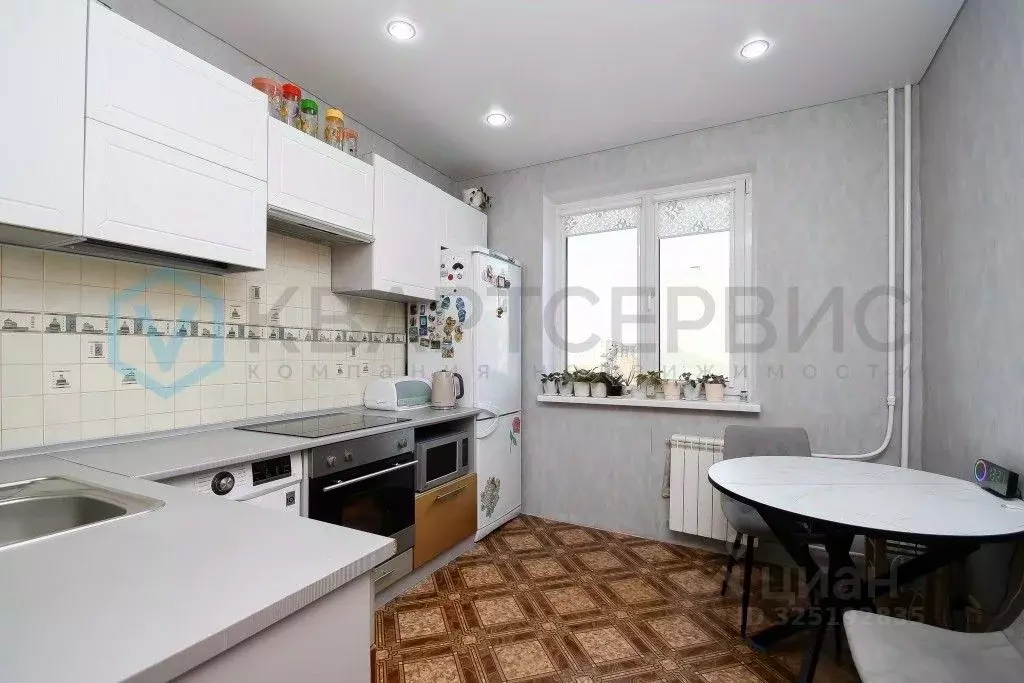 3-к кв. Омская область, Омск ул. Конева, 12/2 (69.0 м) - Фото 1