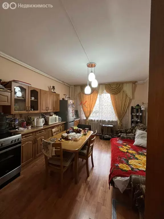 Дом в Кызыл, Набережная улица (131 м) - Фото 1