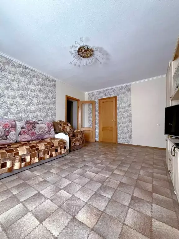 3-к кв. Татарстан, Зеленодольск ул. Королева, 14А (77.2 м) - Фото 2