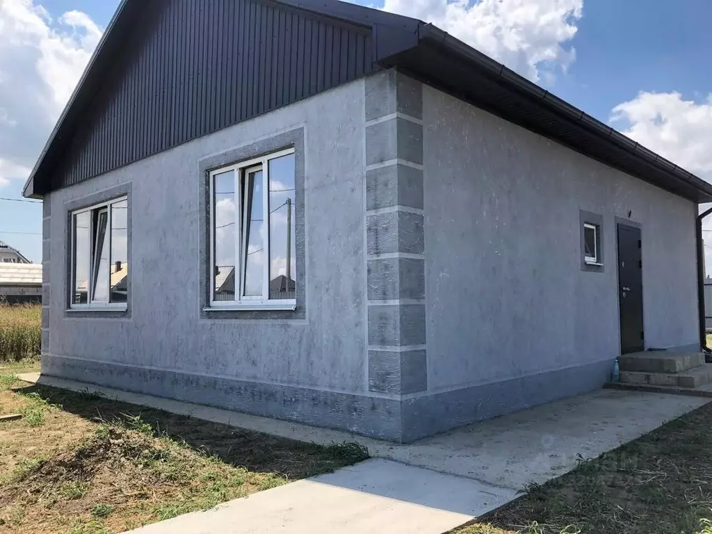 Дом в Краснодарский край, Темрюкский район, Краснострельское с/пос, ... - Фото 1