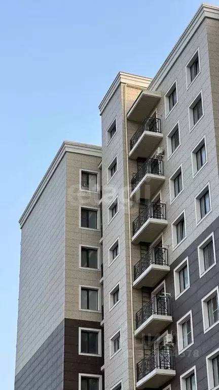 2-к кв. Дагестан, Махачкала ул. Али Алиева, 5 (75.0 м) - Фото 1