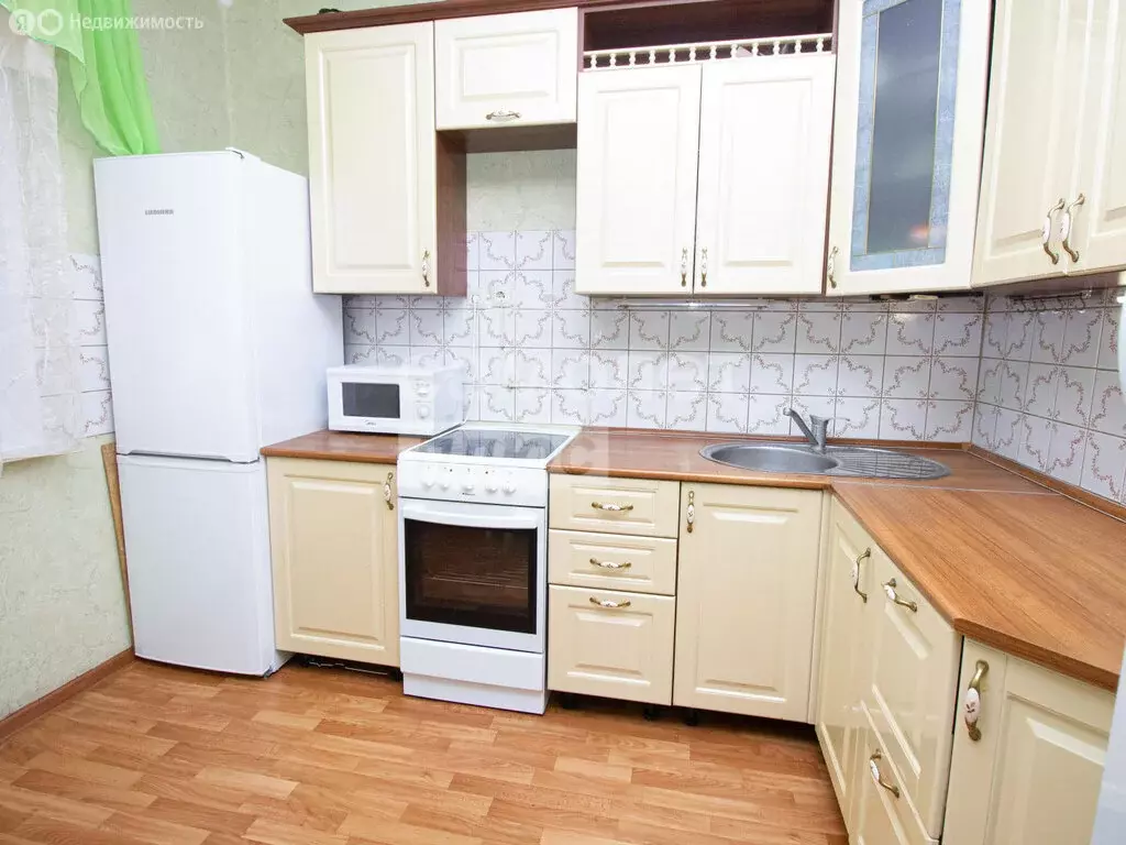 3-комнатная квартира: Ульяновск, Заречная улица, 2 (66 м) - Фото 0