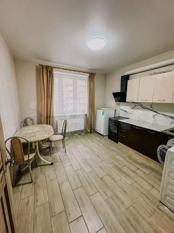 2-к. квартира, 70 м, 6/16 эт. - Фото 0