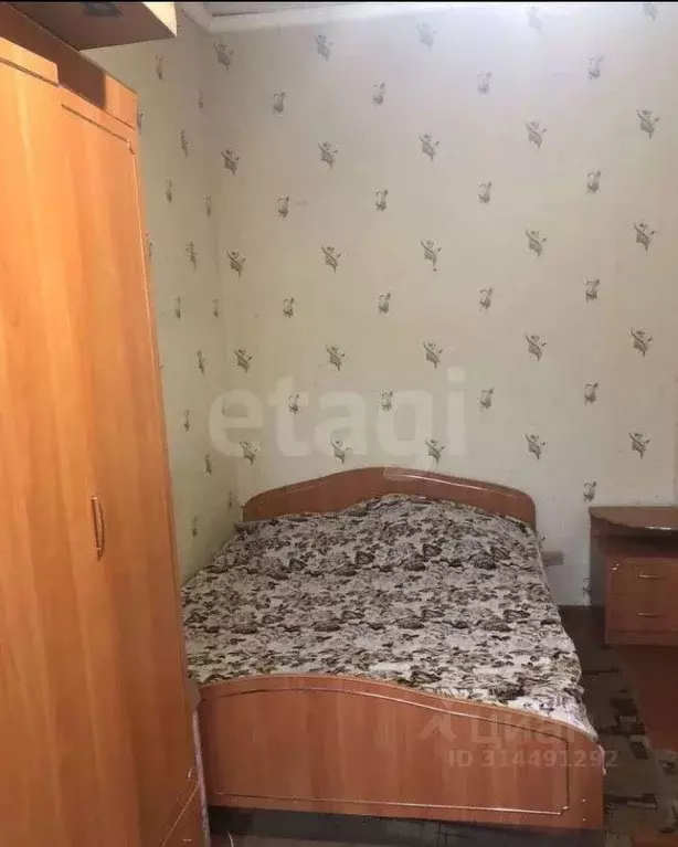 2-к кв. Брянская область, Жуковка Молодежная ул., 36 (46.4 м) - Фото 1