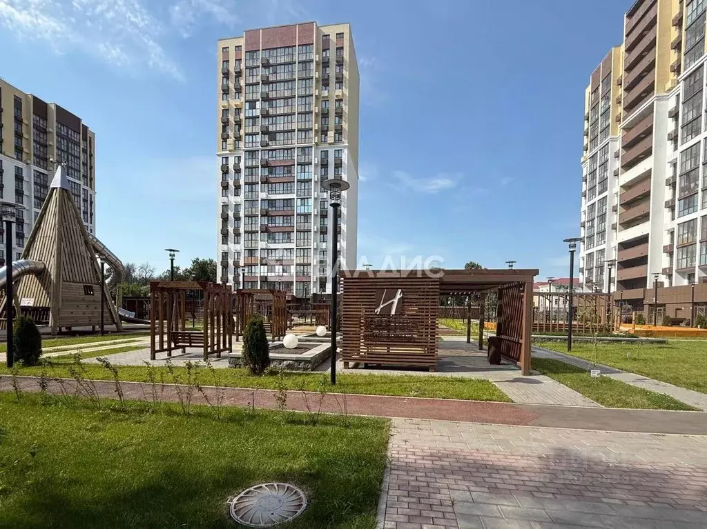 3-к кв. Пензенская область, Пенза ул. Шмидта, 3 (70.0 м) - Фото 1