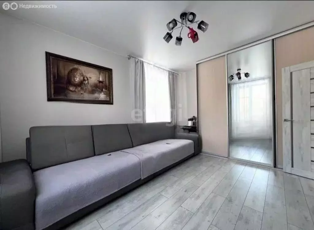 2-комнатная квартира: Ангарск, 74-й квартал, 10 (46.4 м) - Фото 1