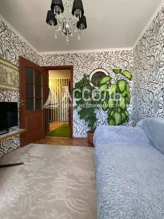 2-к кв. Омская область, Омск просп. Космический, 97Ак2 (35.6 м) - Фото 1