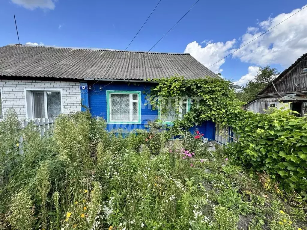 Дом в Брянская область, Брасовский район, Локоть рп ул. Лесозаводская, ... - Фото 1