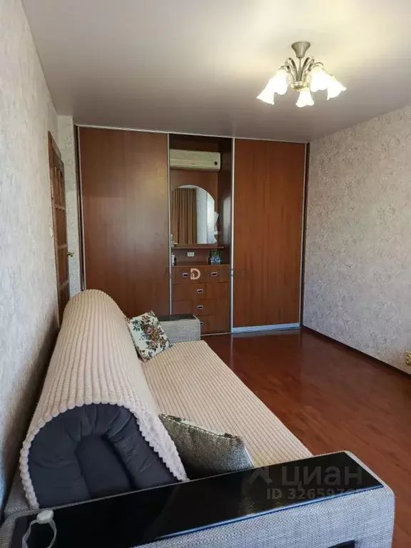 Комната Кировская область, Киров просп. Строителей, 11 (16.9 м) - Фото 1