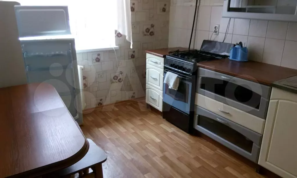 2-к. квартира, 54 м, 1/9 эт. - Фото 1