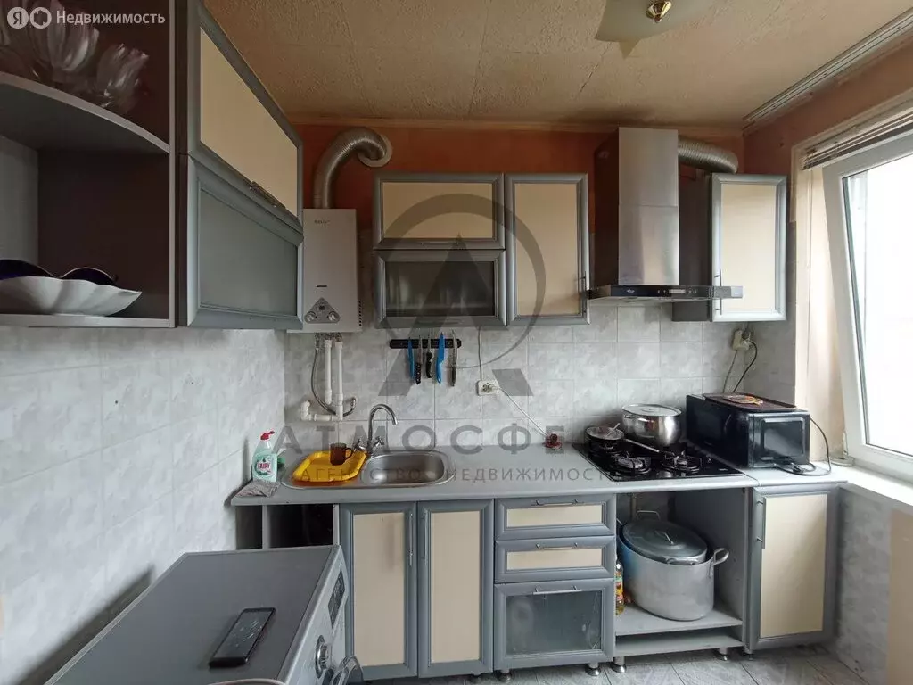 3-комнатная квартира: Апшеронск, улица Ленина, 33 (58.4 м) - Фото 2