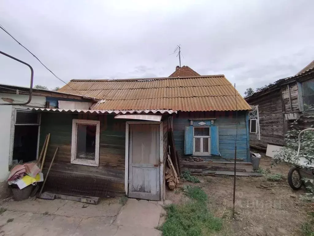 Дом в Астраханская область, Астрахань ул. Сен-Симона, 19 (39 м) - Фото 0