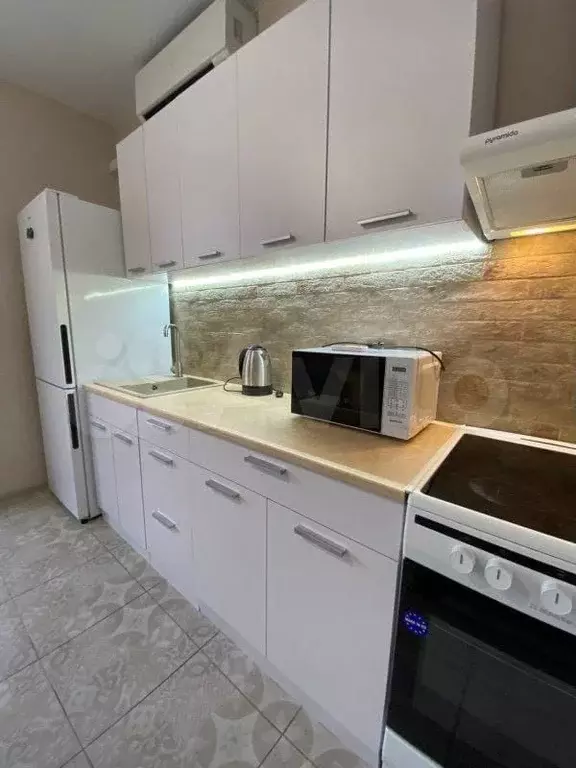 1-к. квартира, 32 м, 7/9 эт. - Фото 0