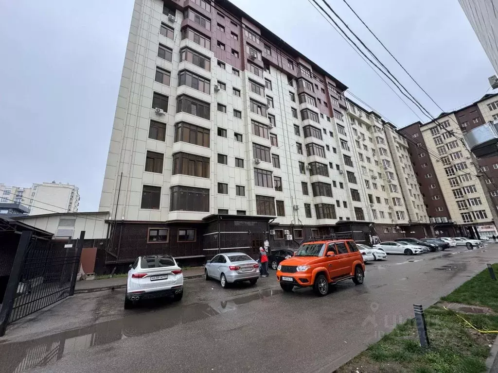 2-к кв. Кабардино-Балкария, Нальчик ул. Гоголя, 37Б (70.0 м) - Фото 1