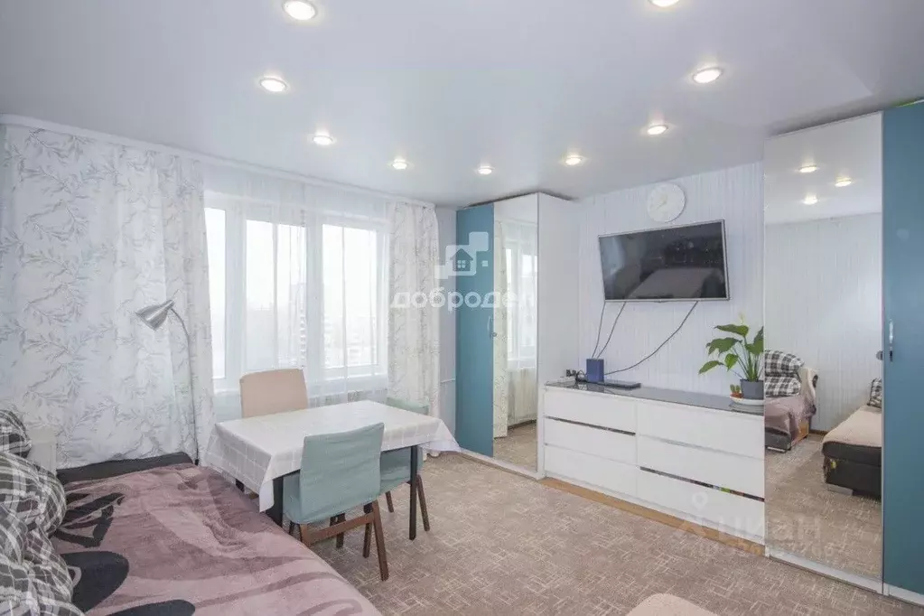 3-к кв. Свердловская область, Екатеринбург ул. Шефская, 65 (58.5 м) - Фото 1