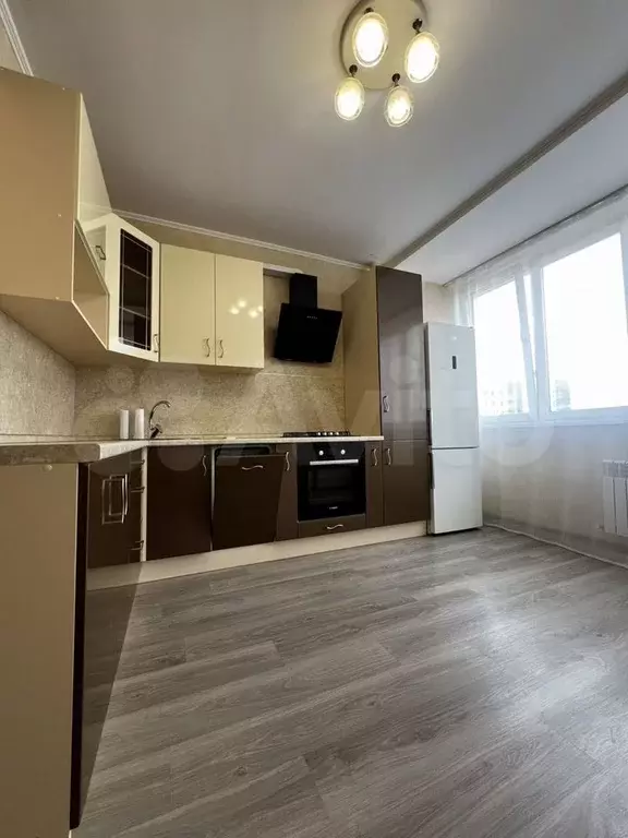 2-к. квартира, 57,5 м, 5/14 эт. - Фото 0