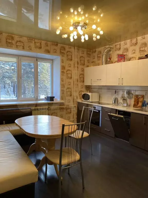 1-к. квартира, 60 м, 4/12 эт. - Фото 0
